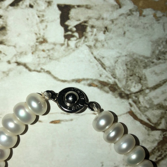 Handmade pearl bracelet - Picture 2 of 3